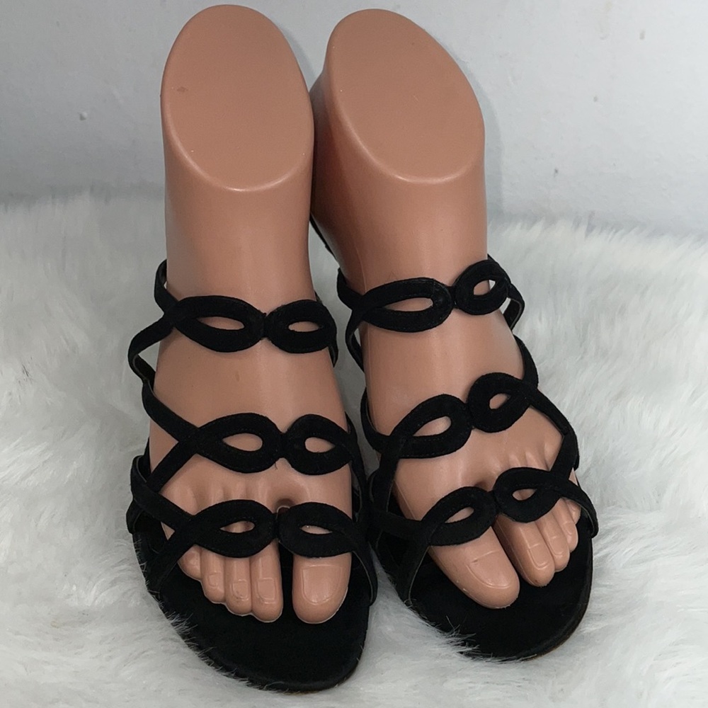 🌹FENDI HEELS - Picture 3 of 15
